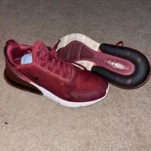 Nike Air Max 270